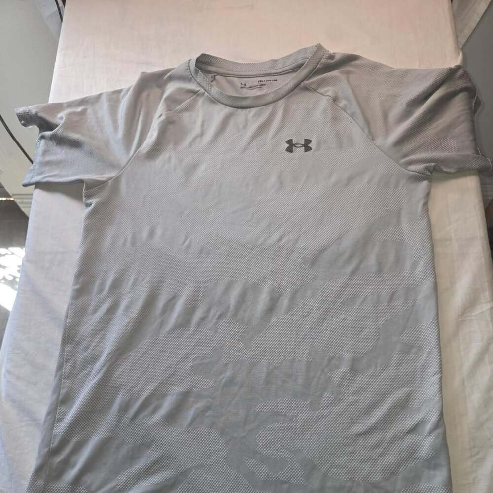 Under Armour Gray Camo Athletic T-Shirt